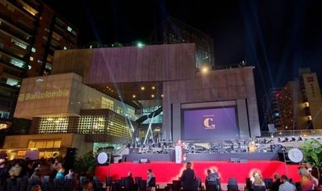 Ya estamos en la premiación de El Colombiano Ejemplar Siga la transmisión en vivo aquí