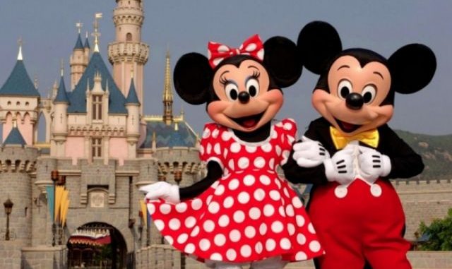 Minnie Mouse se vestirá con pantalón, previo al Día de la Mujer