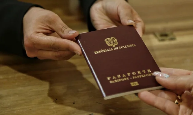 Escasez de pasaportes Colombia 2023