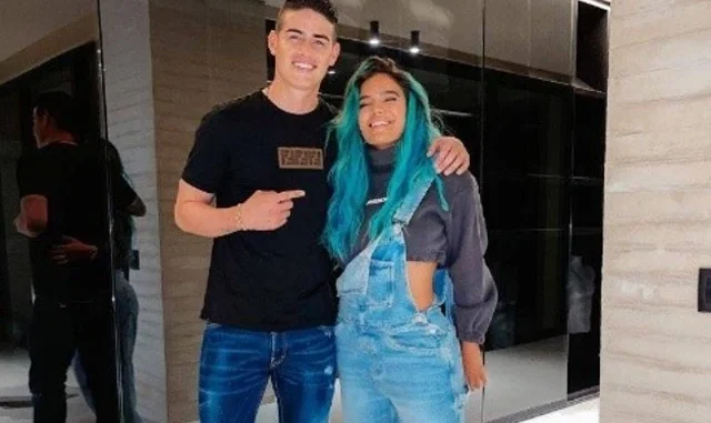 Karol G y James