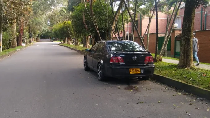 Cadaver-encontrado-dentro-de-un-carro-en-La-Mota