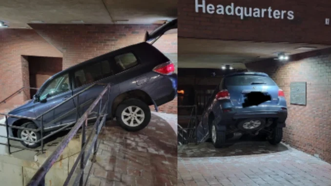 El GPS le indicó que bajara el carro por las escaleras y ella hizo caso