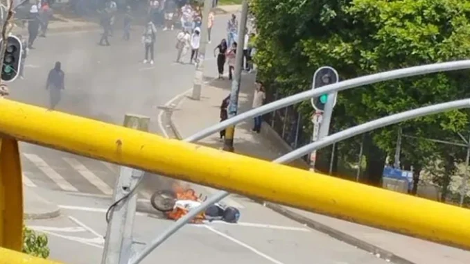 Moto quemada