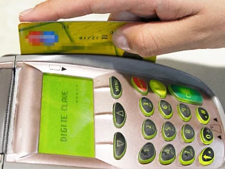Tarjeta débito datáfono