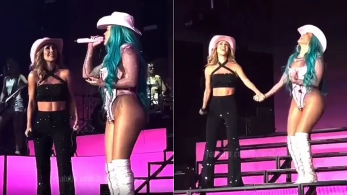 Las-cantantes-Karol-G-y-Anahi