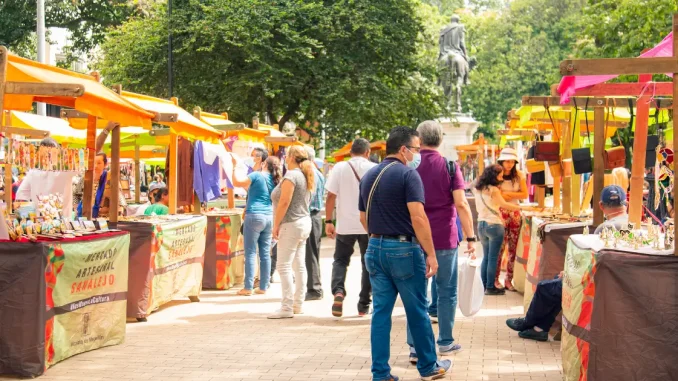 Mercado-Sanalejo-parque-Bolivar