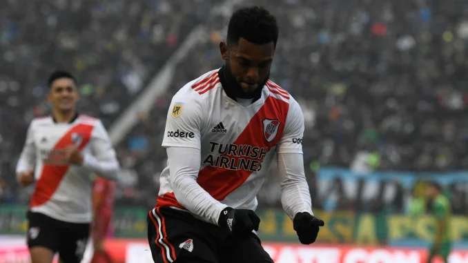 El goleador Miguel Ángel Borja.