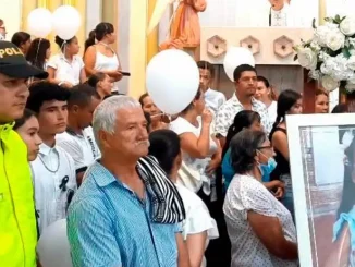 El triste entierro de los niños muertos en Andes
