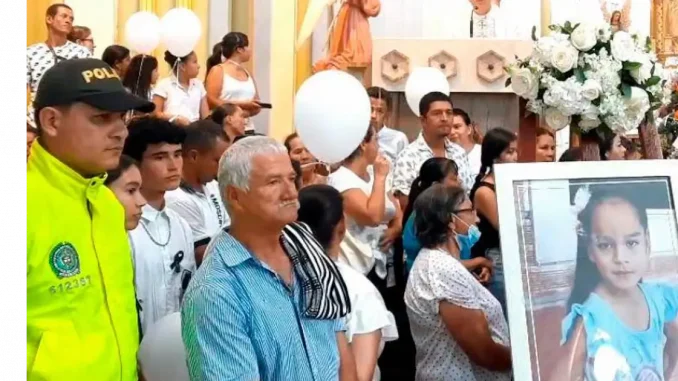 El triste entierro de los niños muertos en Andes