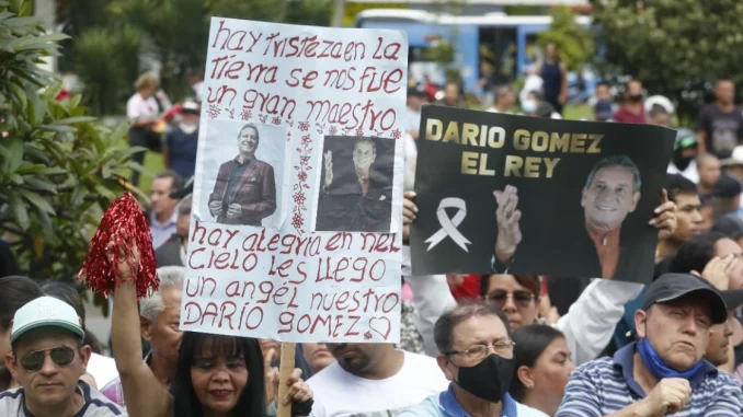 El Rey del Despecho, Darío Gómez, despedida, misa