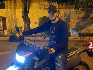 Lo asesinaron, al parecer, por la moto
