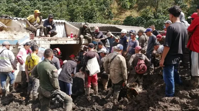 Niños-muertos-por-alud-de-tierra-en-Andes