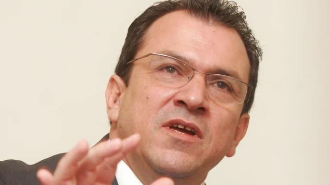 Lo investigan por interés indebido en la celebración de contratos.