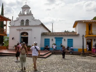 Cerro-Nutibara-Pueblito-Paisa