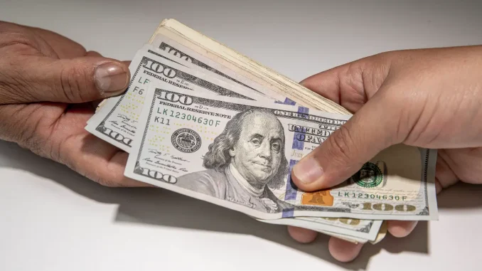 Aumento del precio del dólar
