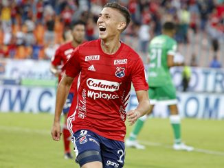 Miguel Ángel Monsalve celebra gol.