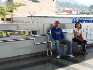 Metro de Medellín, sillas, apoyos isquiáticos, Cultura Metro, Movilidad, Medellín, Q’Hubo Medellín