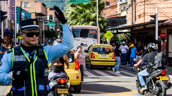 Agentes de Tránsito