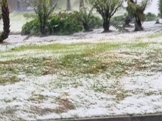 Tremenda granizada cubrió de blanco el Alto de Las Palmas