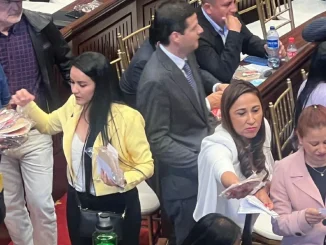 Las obleas de la polémica en la elección del nuevo contralor