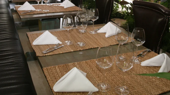 A partir de noviembre los restaurantes deberán acatar unas nuevas medidas.