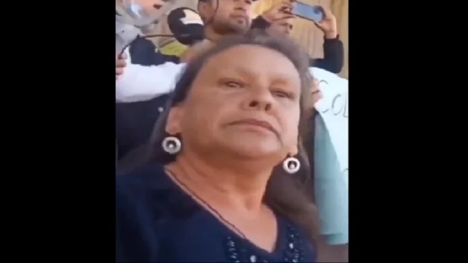La mujer ya fue citada a audiencia de imputación por los delitos de actos de discrimación y hostigamiento agravado y