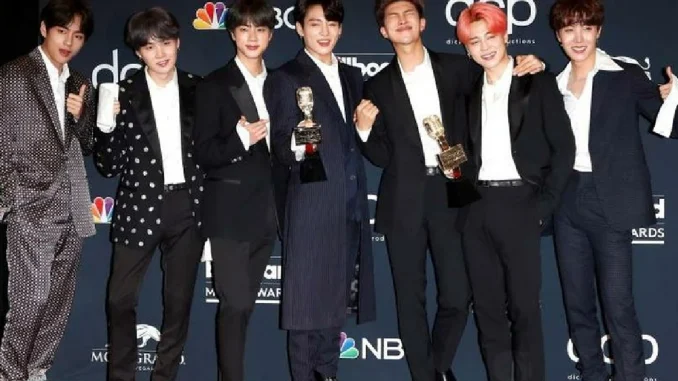 El grupo coreano BTS anunció su separación por el próximo año, mientras resuelven su situación militar.