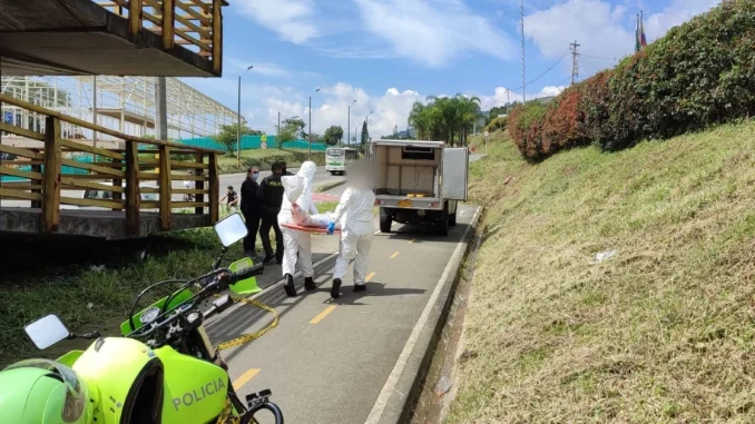 Cuerpo hallado debajo de un puente en Copacabana