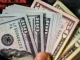 Las proyecciones dicen que el dólar seguirá subiendo lo que resta de este año.
