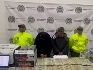 Los falsificadores de dólares tenían montado todo un complejo para imprimir las divisas.