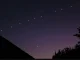 Las extrañas luces en el cielo en Cali fueron captadas por vecinos del sector