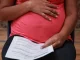 Las mujeres en embarazo están protegidas por la ley para no perder su trabajo, sin importar su tipo de contrato.
