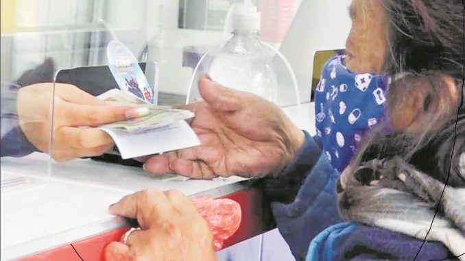 Cobro de pensión.