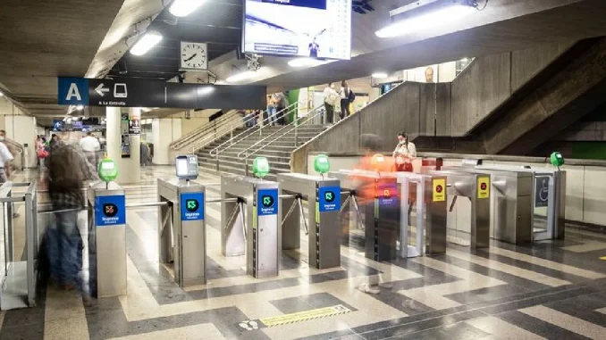Hoy se podrá viajar gratis en Metro descargando la App Cívica.
