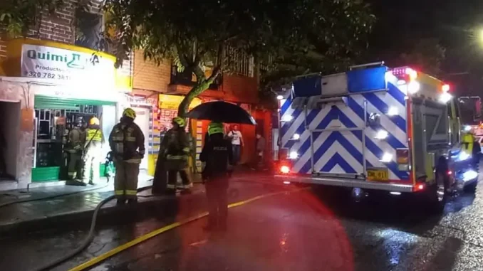 Bomberos-Medellin-incendio-1