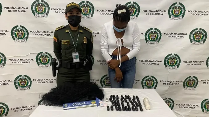Capturada-con-droga-en-peluca-3