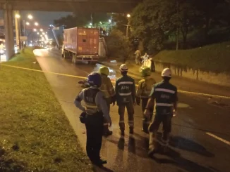 En el noroccidente de Medellín, un motociclista murió.