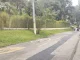 Esta calle fue cerrada por el Batallón hace varios días, y fue aquí que celebraron en la madrugada.
