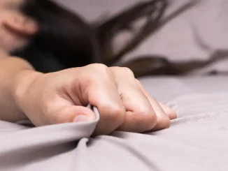 Orgasmo cama