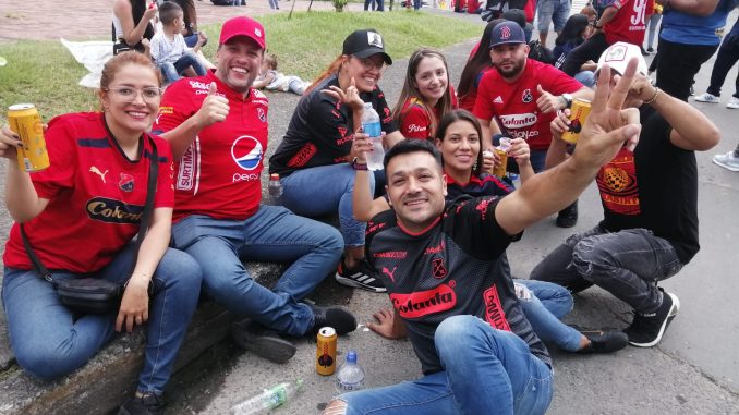 Hinchas del Medellín