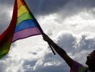 La sentencia de la Corte permite que las parejas escojan quien de los dos podrá acceder a la licencia.
