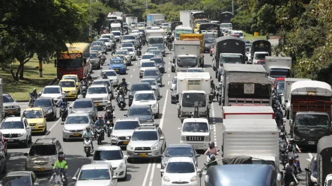 Pilas con este cierre vial en la autopista sur y las alternativas que hay para movilizarse
