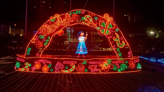 Alumbrados de Medellín, río, EPM, Encanto, encendido, barcaza de Mirabel, Disney, Q’Hubo Medellín
