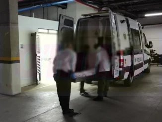 Hasta un centro hospitalario fue llevada la víctima de homicidio en Brisas del Jardín.