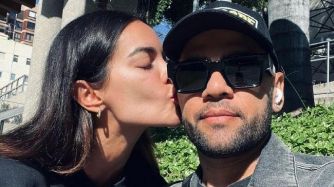 Joana Sanz y Dani Alves