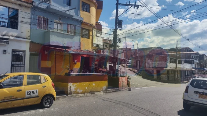 Hasta este local, en Villa Hermosa, llegó el atacante de Mariana Rueda.