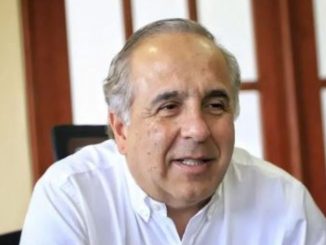 Ministro de Transporte, Guillermo Reyes