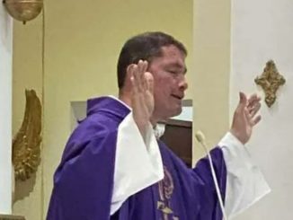 Sacerdote paisas