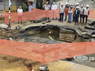 Tubo daño en Manrique