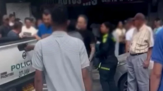 Asesinaron a comerciante en Laureles cuando departía en un establecimiento